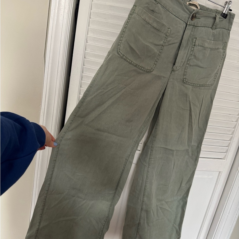 Women’s Olive Green Linen Pants